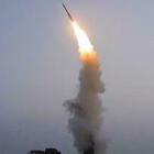 Cina, lanciato nuovo missile ipersonico (per gli Usa era «irrealizzabile»): 5 volte superiore alla velocità del suono